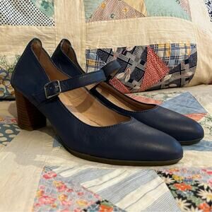 Hispanitas Blue Leather Mary Jane Heels